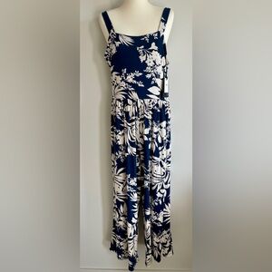 J.o&Co Floral Navy & Creamy White Floral Leaf Tropical Print Jumpsuit Sz Med NWT